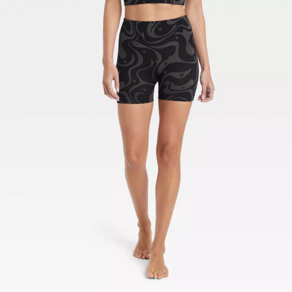 Womens Seamless High-Rise Bike Shorts 4